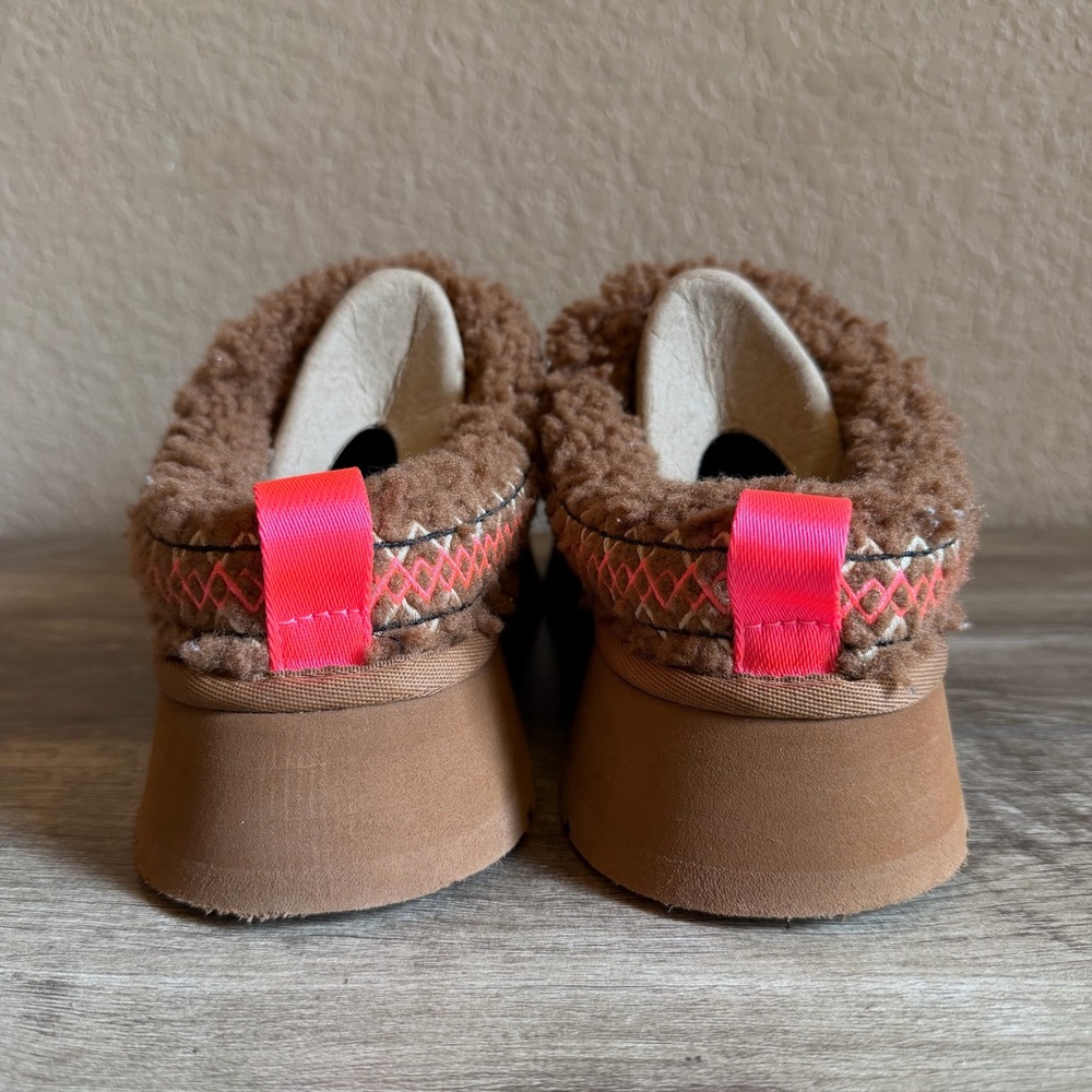 UGG Tazz Braid Platform Slippers Women’s Size 7 Hardwood Color - Picture 6 of 16